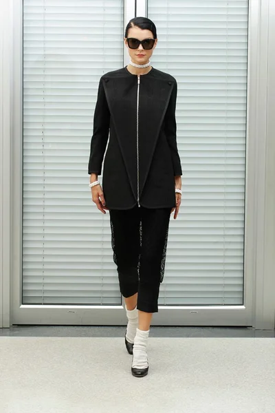 Look 37